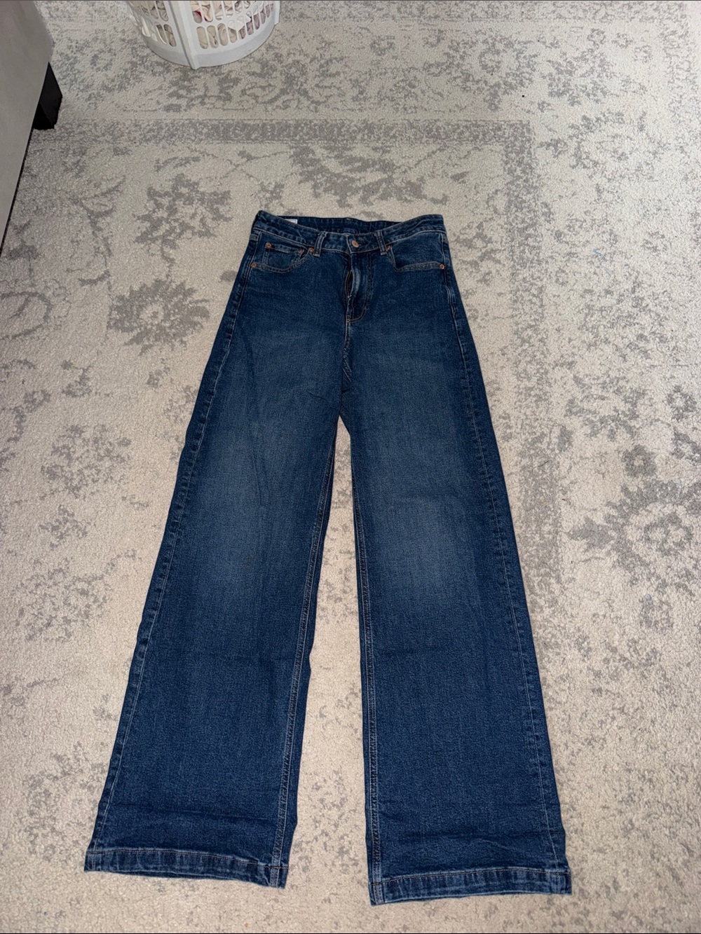 GAP Curvy Wide-Leg Jeans